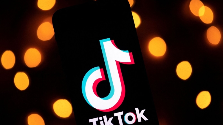 Is there a TikTok viewer app?